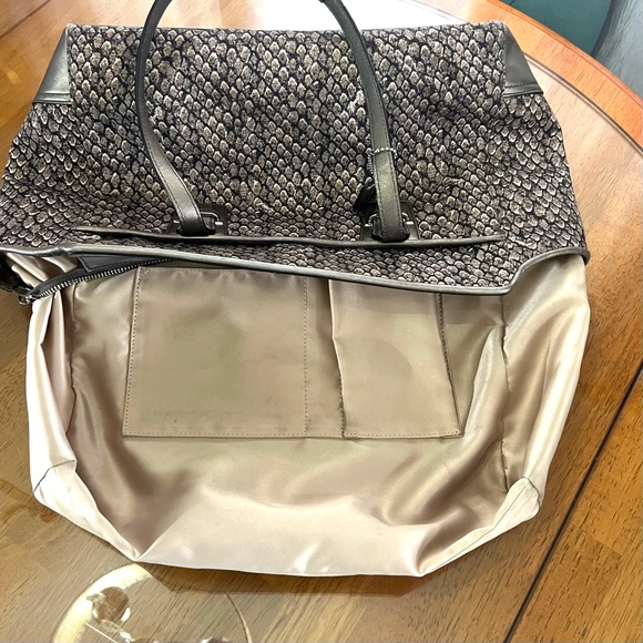 Coach Taylor Snake Print Fabric Alexis Carryall Satchel Gunmetal Good Condition - Picture 14 of 16